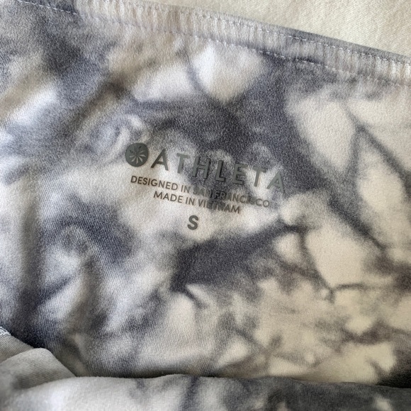 Athleta Tie Dye Salutation 7/8 Tight in Powervita - Picture 4 of 6